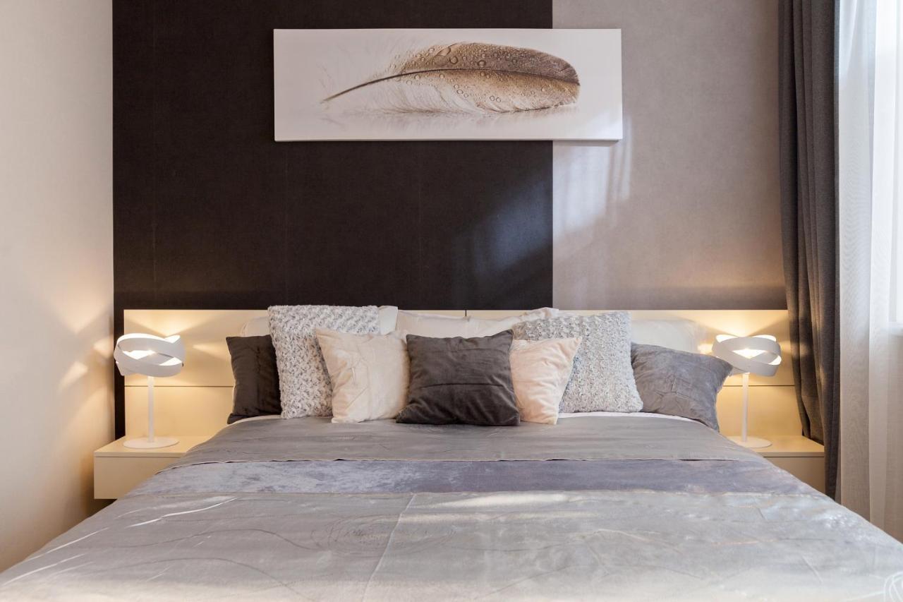 City Center Apartments Lviv Dış mekan fotoğraf